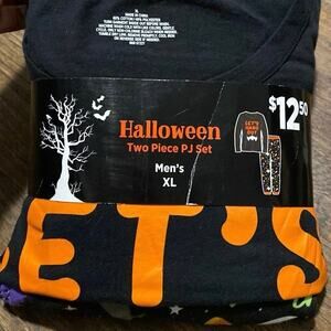 NEW Halloween Pajamas "Let's Hang Out" Men's Size XL 2 Piece Long Sleeve Set